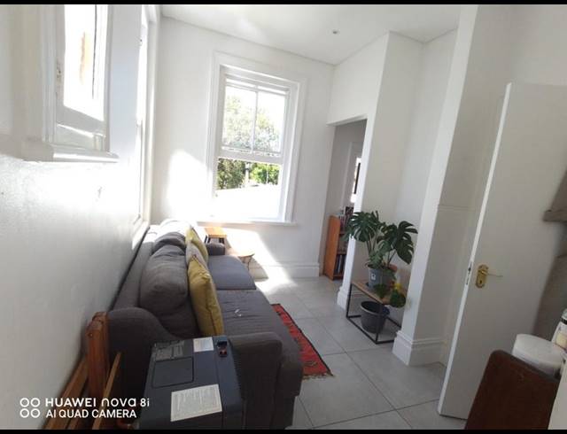 1 BEDROOM PROPERTY TO RENT IN RONDEBOSCH